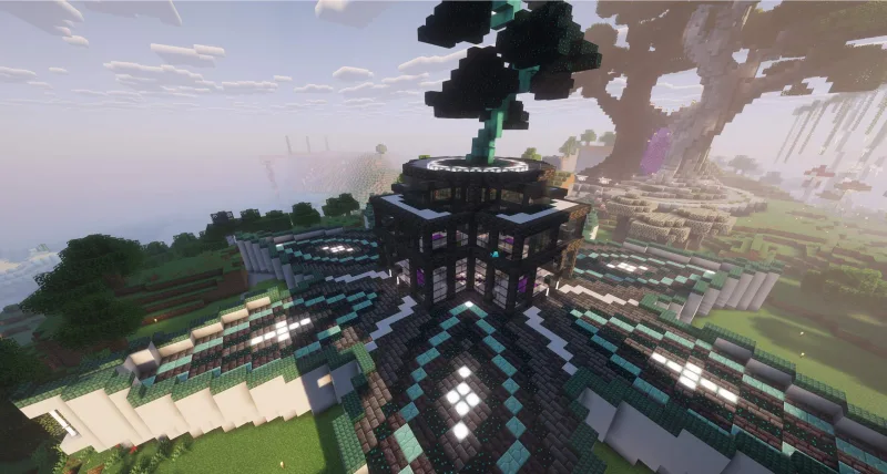 Современный дом в форме лотоса с деревом на крыше в Minecraft