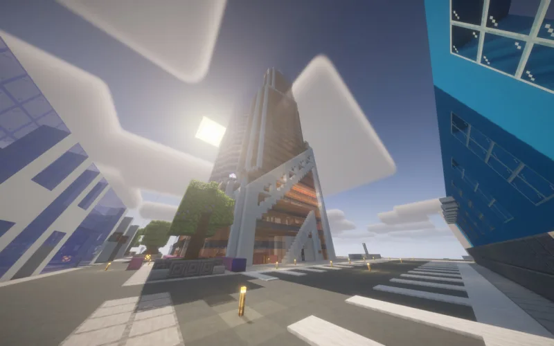 Небоскрёб Mercury из Москва-Сити в Minecraft с деревом у входа