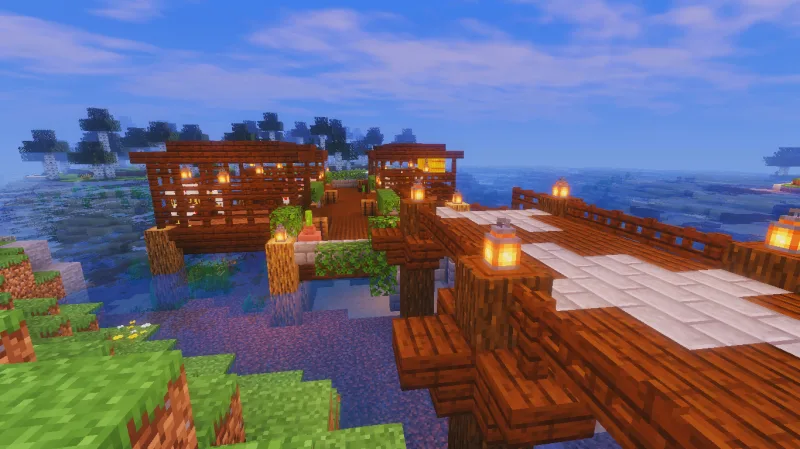 Ферма на воде в Minecraft с причалом из тёмного дуба и фонарями